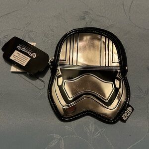 LoungeFly Star Wars Captain Phasma Zippered Coin Purse